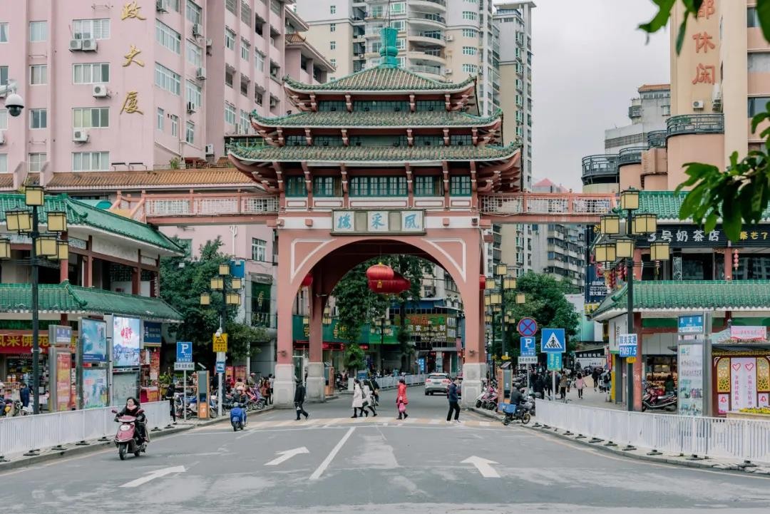 广东这座会下雪的城市，想飞就飞