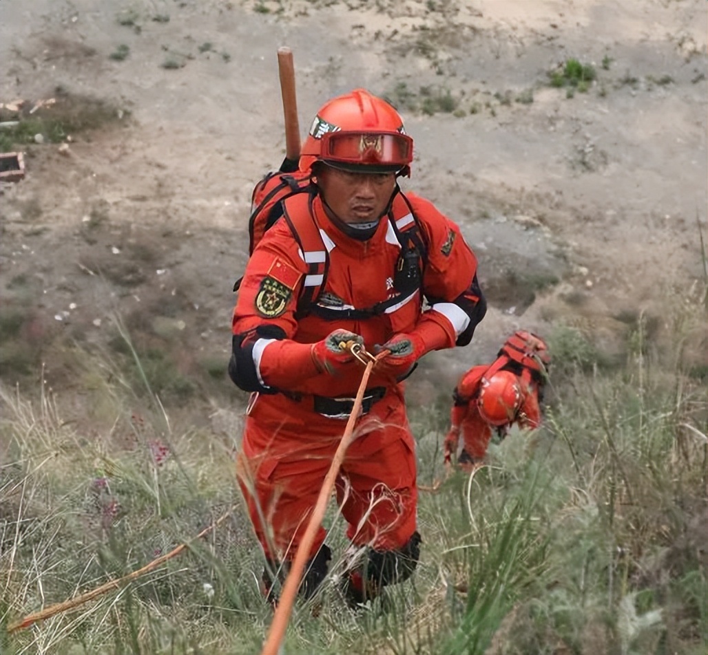 侯<a href=http://www.cngansu.cn/news/ target=_blank class=infotextkey></a>ܶӣߵǿحũ޵