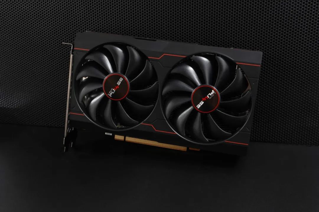 主流小钢炮的性价比之选！蓝宝石Radeon RX 6500XT 4G D6白金版OC显卡评测