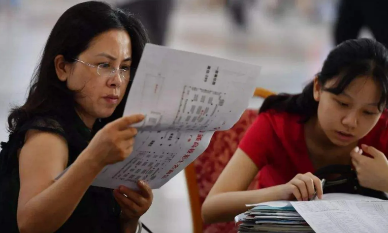 大学里很吃香的3个专业，不考研也有很高的就业率，有你想报的吗