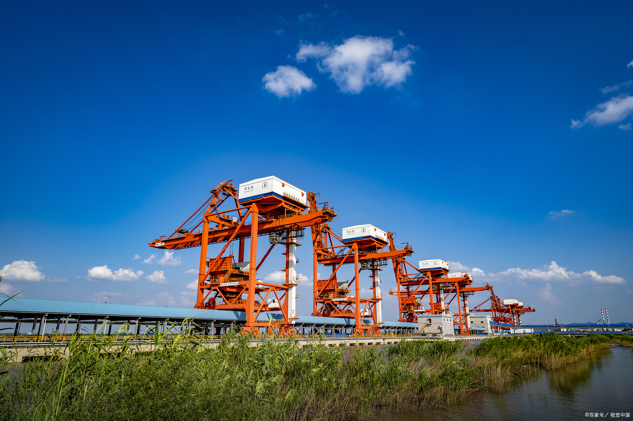 10首爱国诗，燃烧你的爱国情：七尺之躯，当以许国