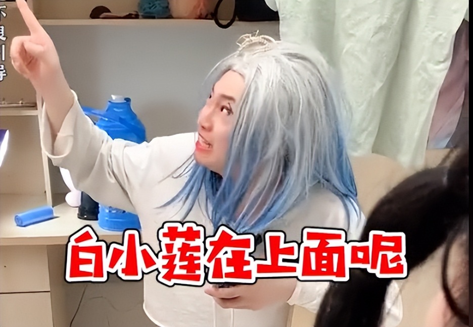 周小闹：曾是省台主持人，一人分饰4角，全网吸粉上千万