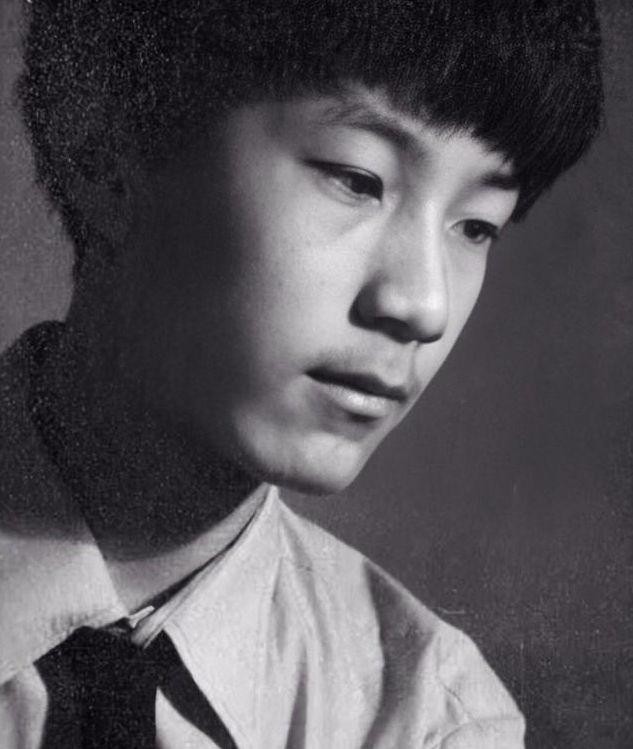 “宠妻狂魔”冯远征，心疼妻子丁克多年，却直言40岁时便已后悔