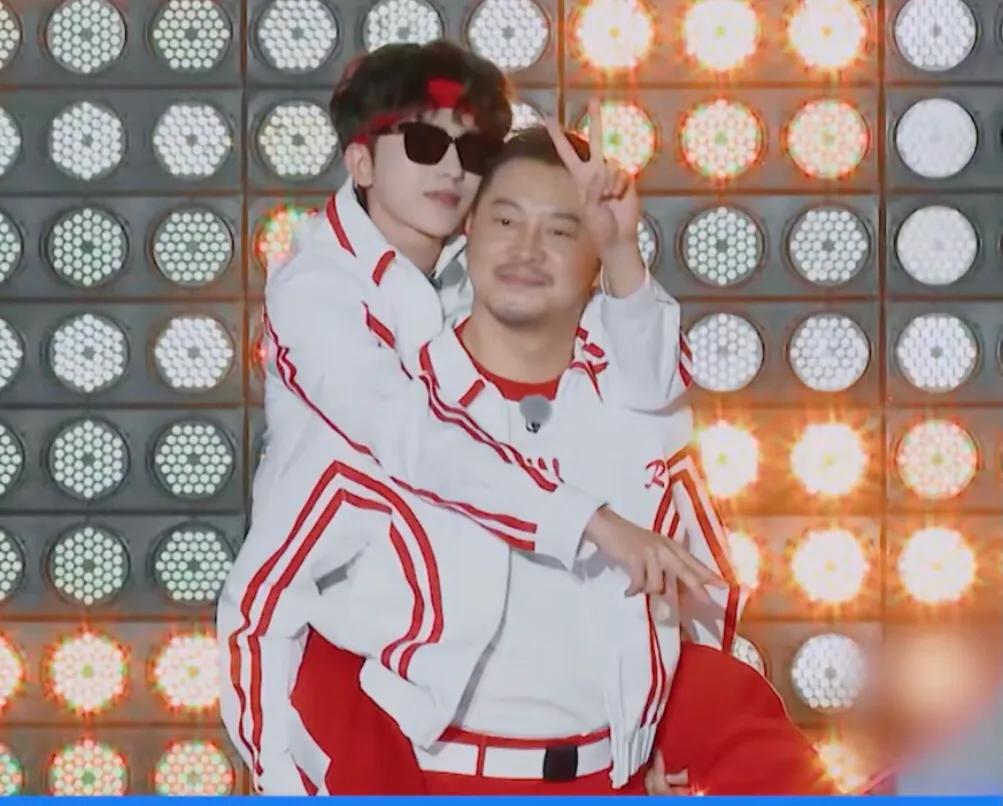 这样的蔡徐坤你爱了吗？