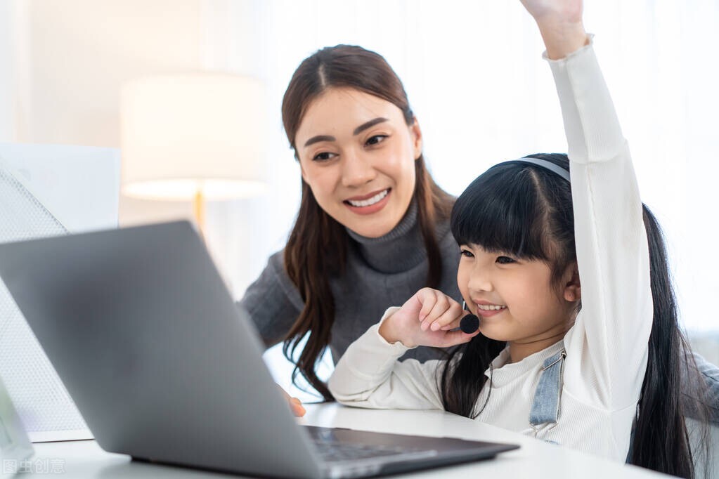 精选教师工作的自我鉴定