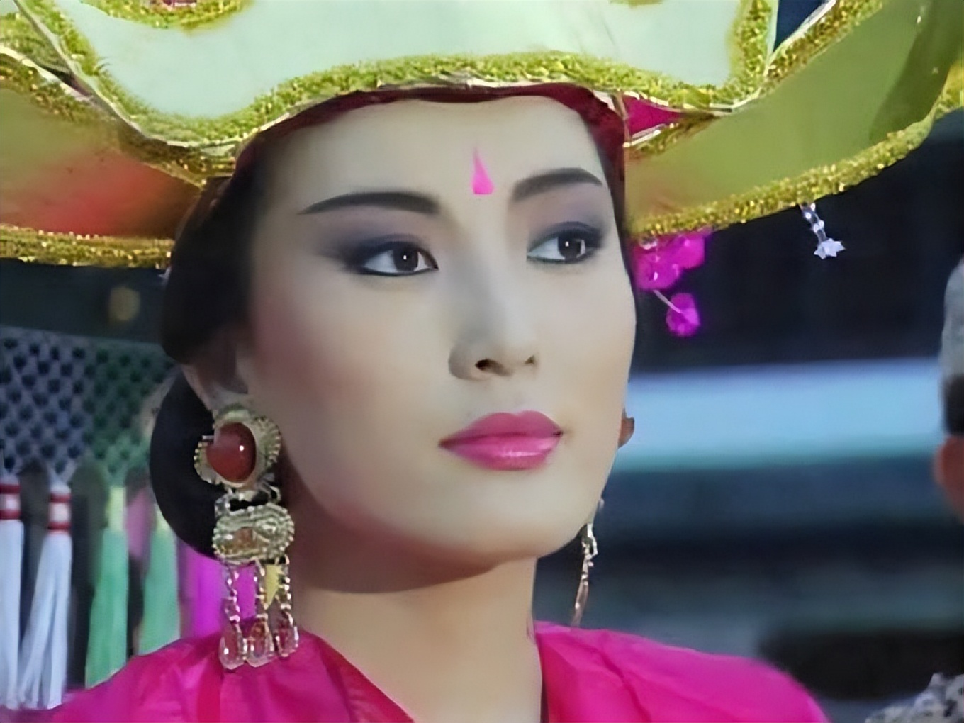 这才叫“女扮男装”，这10位女演员我差点就相信她们是男人了