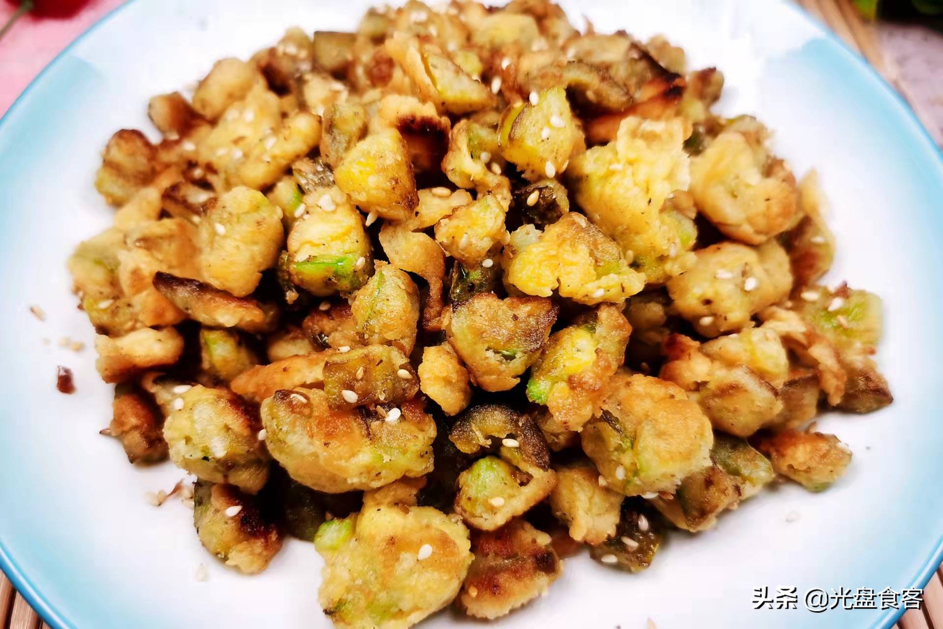炒面粉的功效与作用(把一勺面粉加入青椒里)