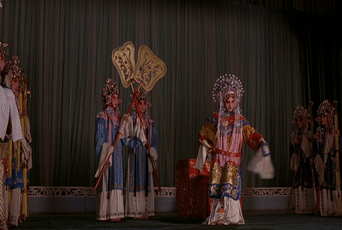 上世纪最匪夷所思的间谍案，结婚生子20年的妻子，居然是男儿身