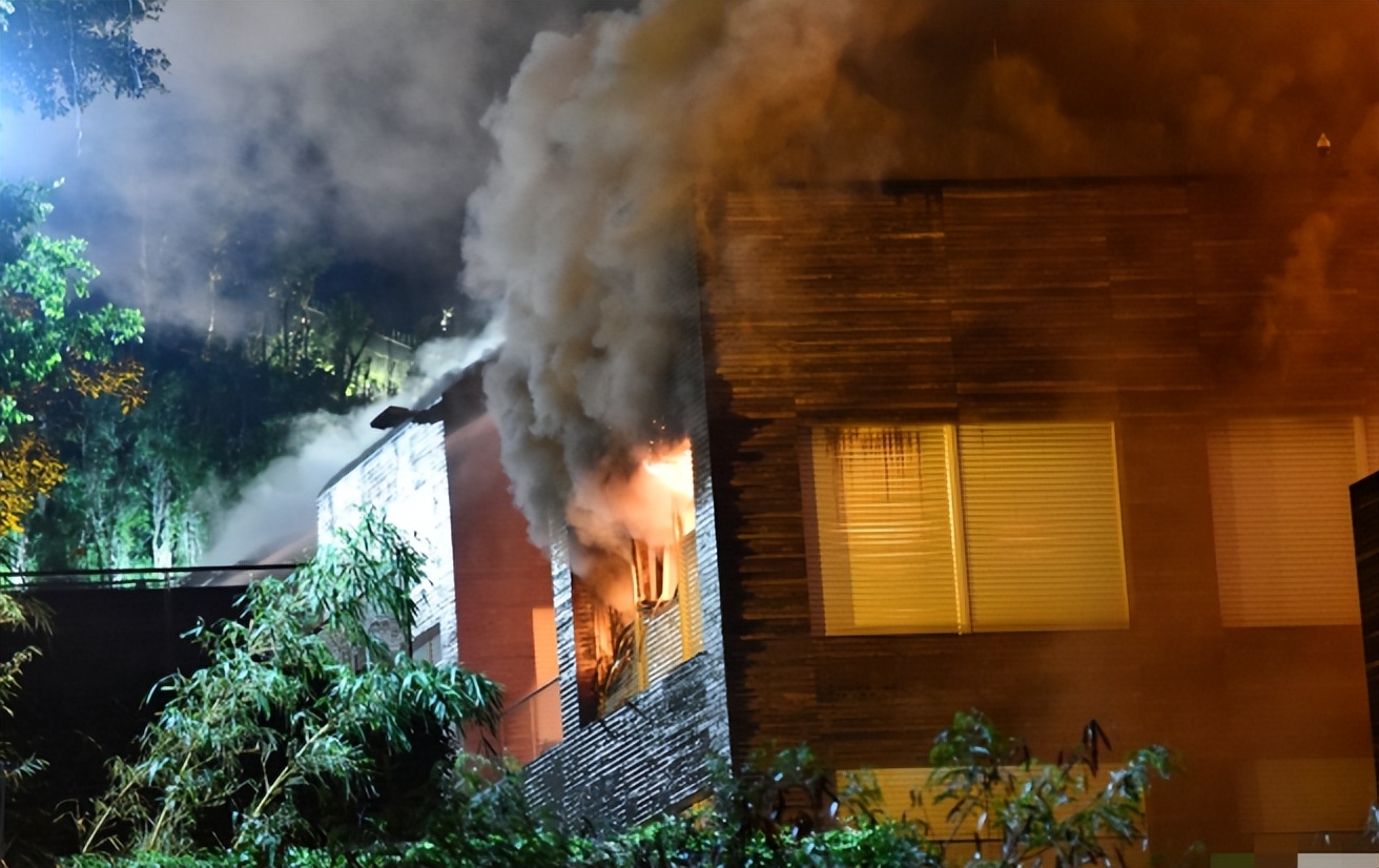 林青霞豪宅失火，价值九亿燃烧7个小时，幸好无人员伤亡