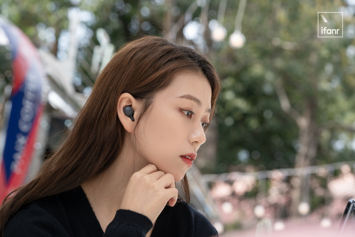 索尼 l<em></em>inkBuds 首发体验：环境音全开，对标 AirPods 的开放式耳机