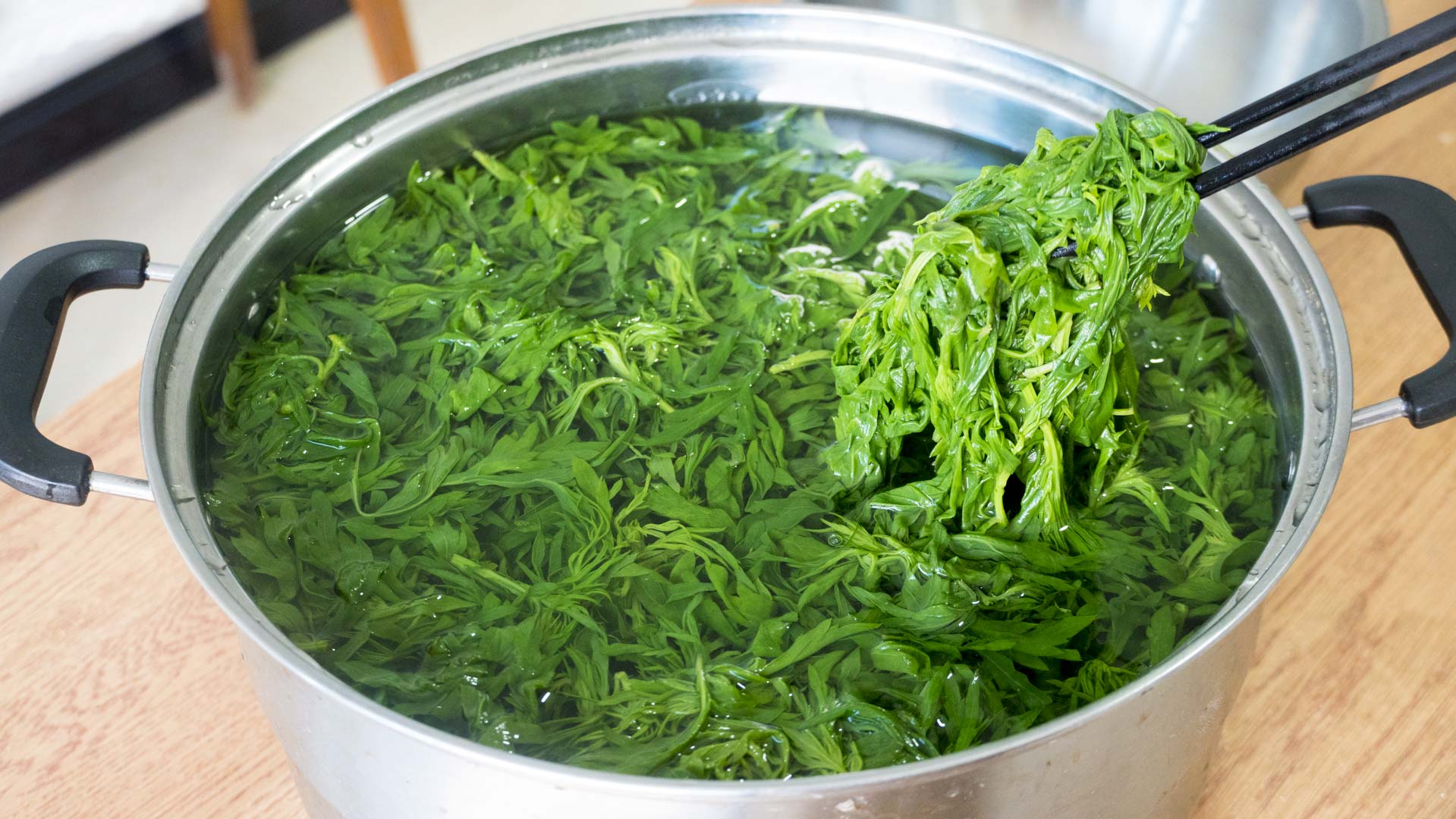 蔬菜保鲜：别直接放冰箱，分享4种蔬菜保鲜法，放一年都不会坏