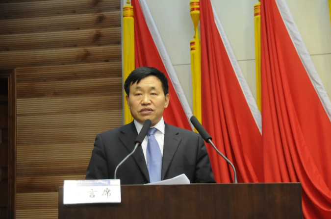 他以全县第二考入北京名校，曾任神舟飞船发射队党委书记，屡获国家级表彰！