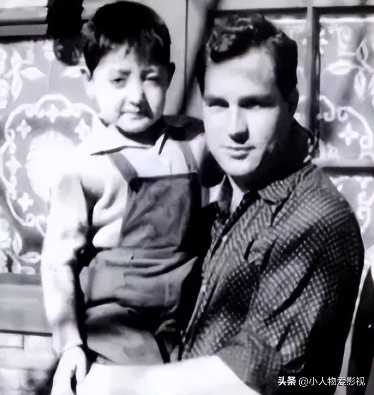 上世纪最匪夷所思的间谍案，结婚生子20年的妻子，居然是男儿身