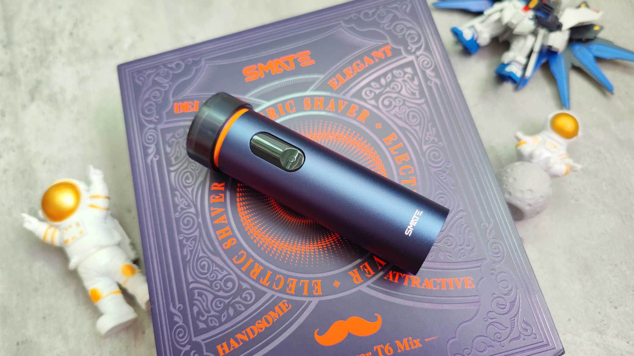 轻巧便携，功能多变！差旅男士依然精致