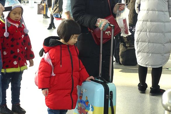 当地最新宣布，北京大中小学寒假时间确定，另外还有一个好消息