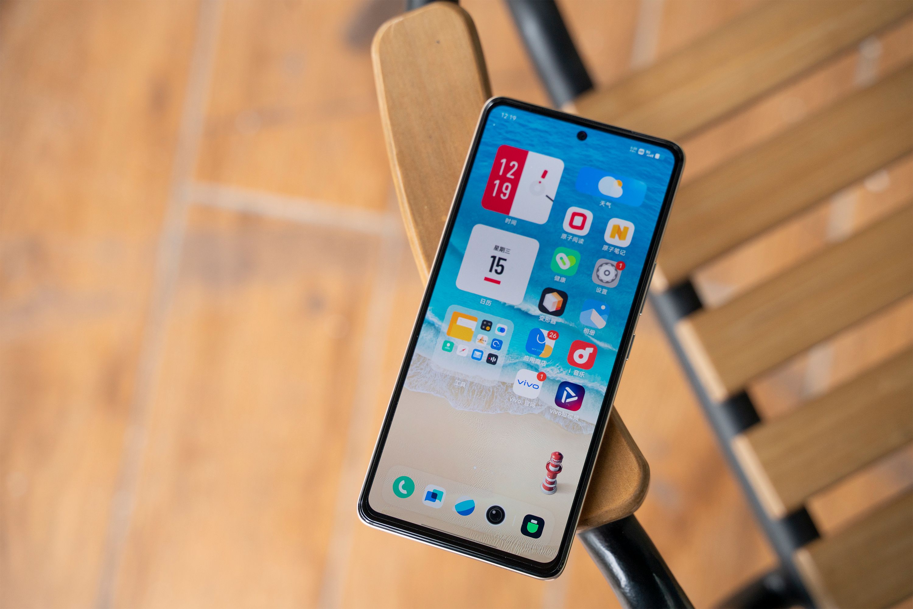 目前性价比最高的三款手机，款款低价高配，体验不输旗舰机