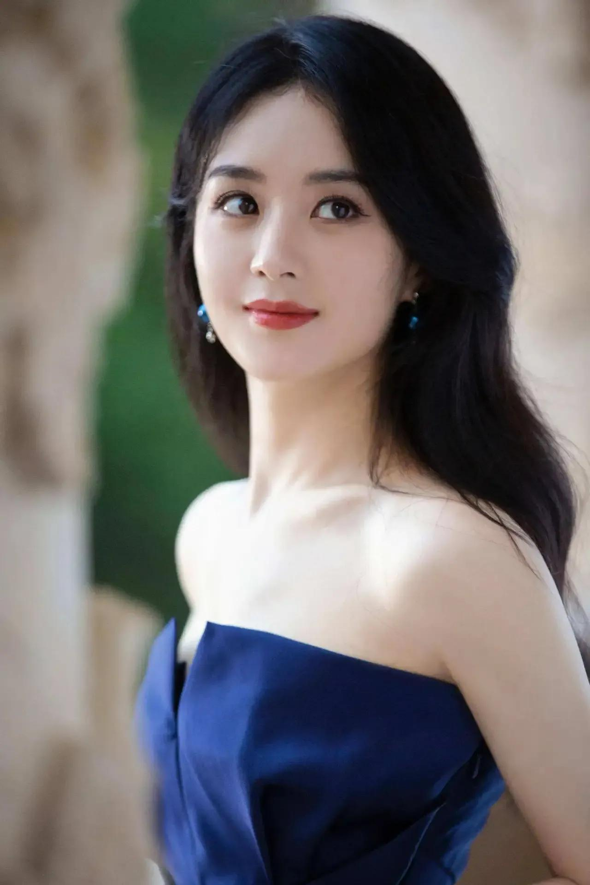 8位女星模仿赫本：杨幂青涩，赵丽颖可爱， 唯独她最神似