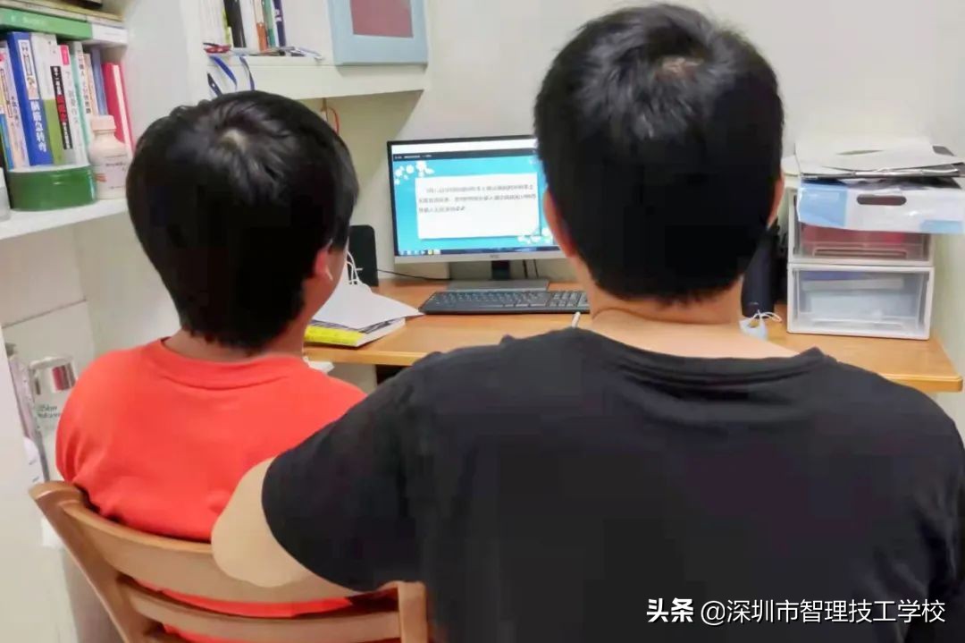 深圳市智理技工学校与您携手同心抗疫