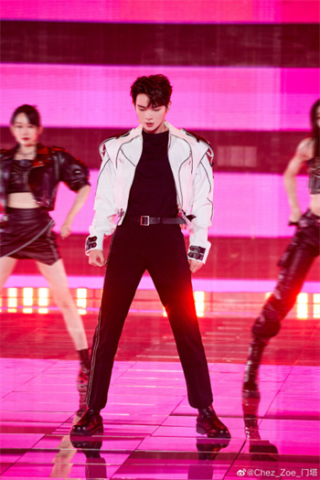 2022跨年晚会上的北音人