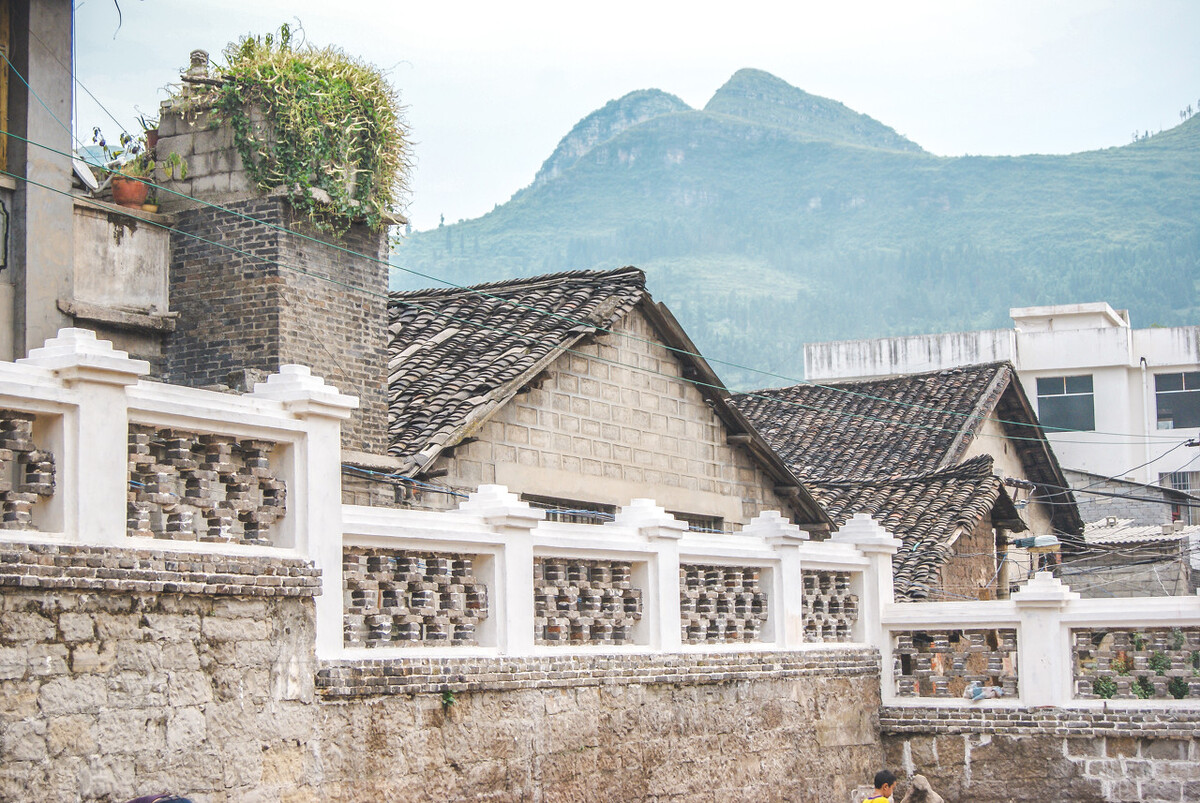 出格的长兄（短篇小说）