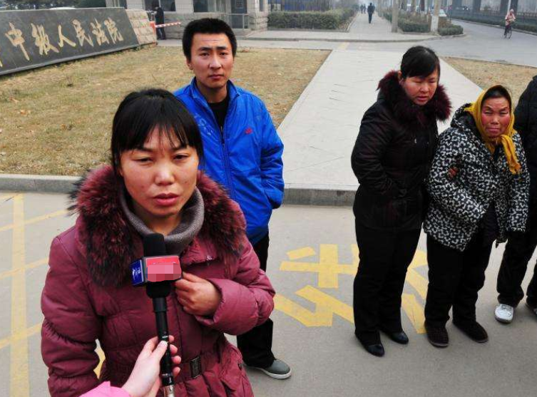 2013年，两女童误食捡来的酸奶不幸殒命，凶手作案原因令人气愤