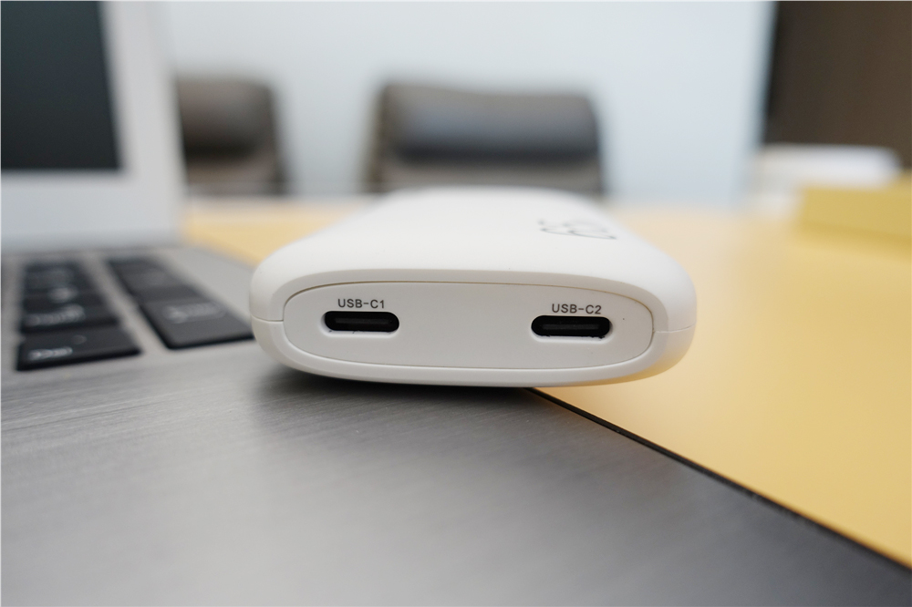 双口超薄氮化镓，轻薄担当！努比亚大白65W超薄氮化镓充电器体验