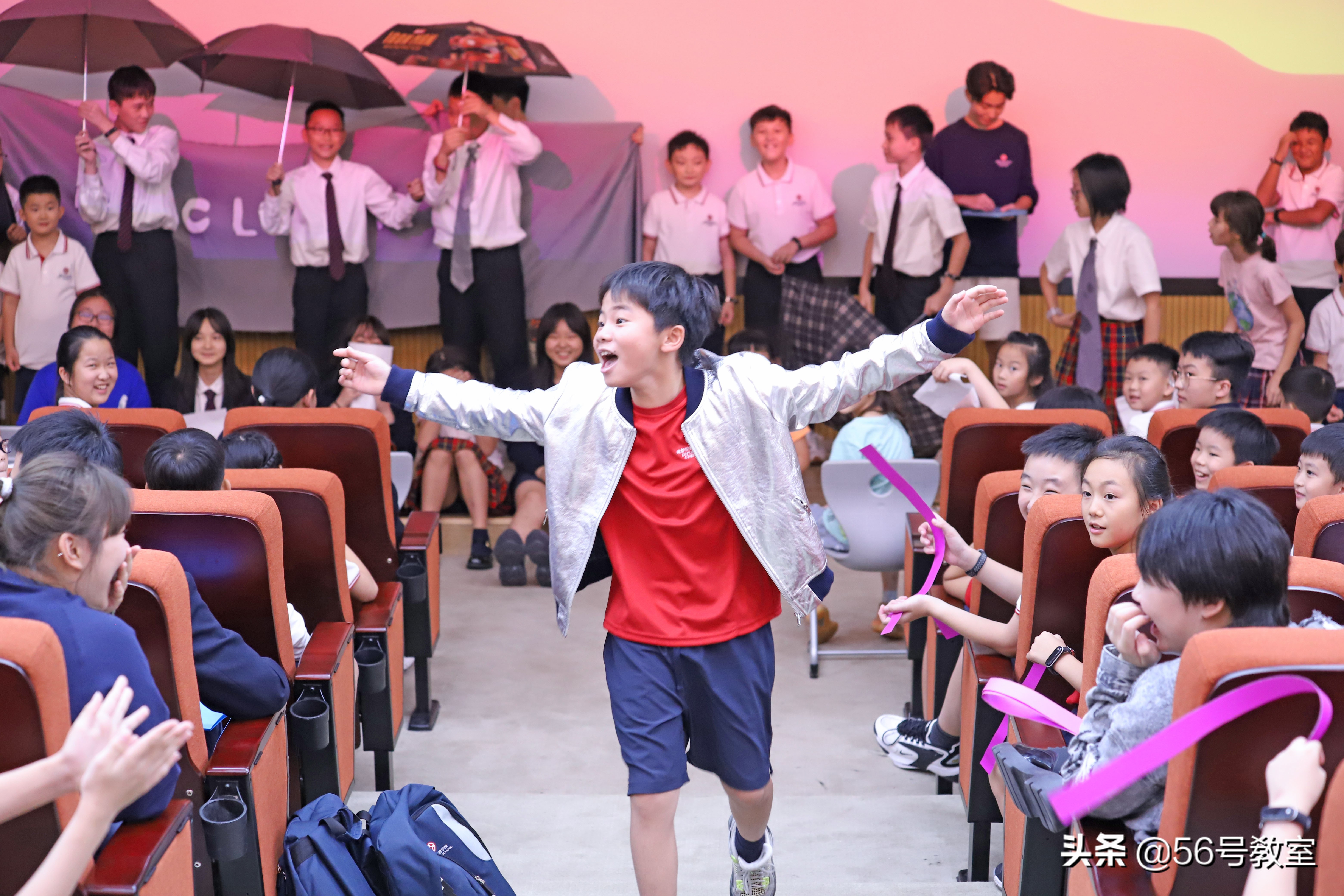 真是魔法学校！取消班级，成都这所中小学改设6个“学院”