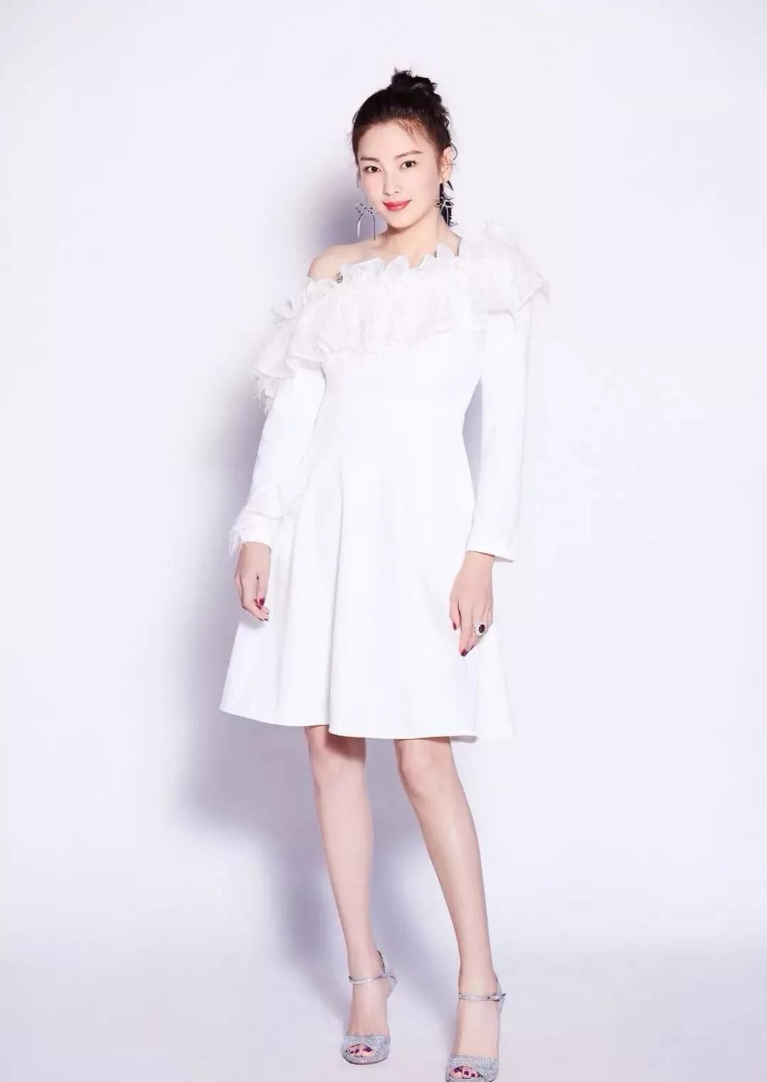 明星俏佳人：娱乐圈美女狠人，张雨绮处事风格，人生短暂不服就干