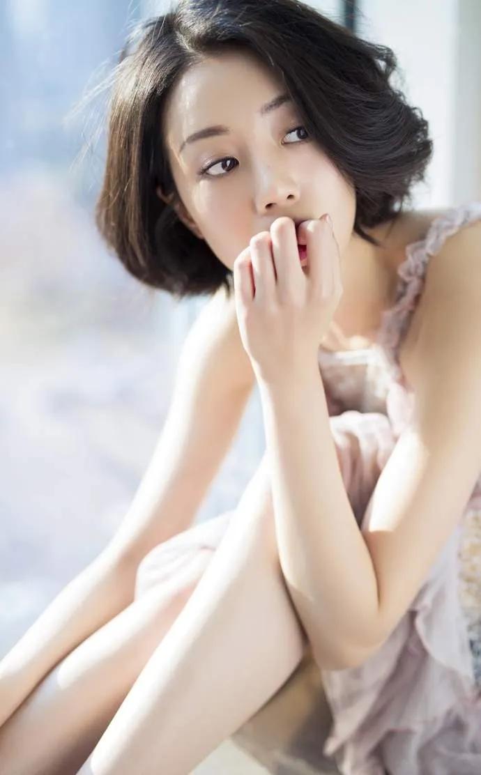 李溪芮，可爱、时尚、简约