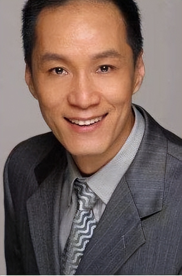 “宠妻狂魔”冯远征，心疼妻子丁克多年，却直言40岁时便已后悔