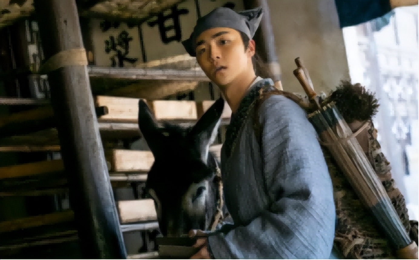 同样是演白面书生，把张国荣、任泉和佟梦实放在一起差距就出来了