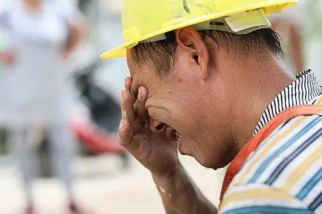 武汉三口之家：父女三人无血缘，父亲不是亲生的，妹妹不是亲妹妹