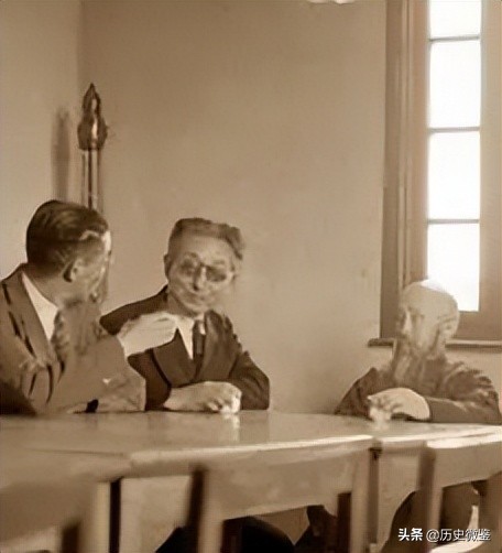 1949年毛主席看民主党名单时，指着一人：张老板当年是我的上级