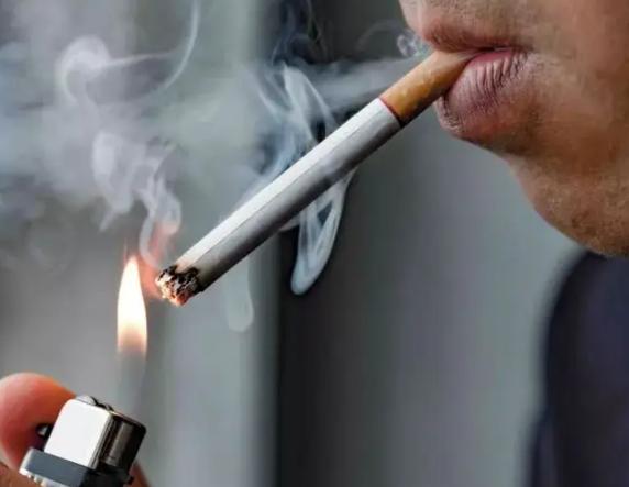 女性“患癌”的6大恶习？熬夜垫底，看完榜首，或要趁早改正