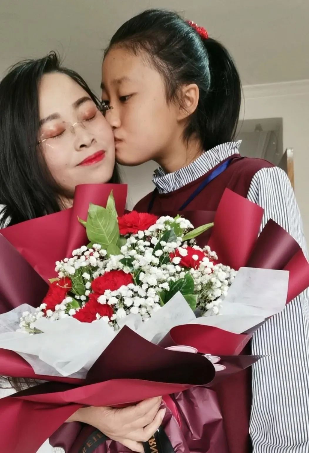 走出至暗时刻后，她在头条发视频，教数万孤独症孩子父母少走弯路