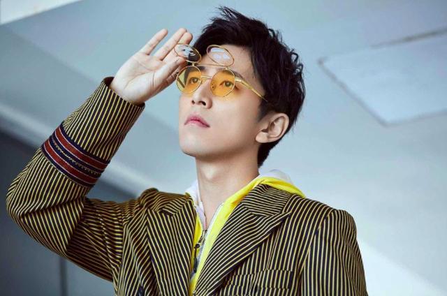 白客的十年演员梦，拼尽全力，也终究入不了影视圈主流