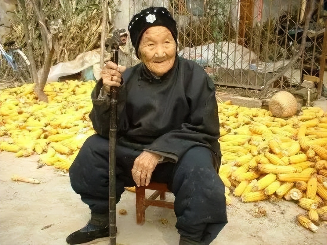 70岁之后是“福”还是“祸”？要想顺利跨过，建议你少做这2件事