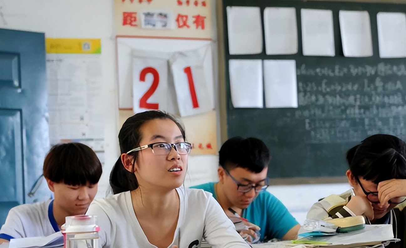 有一类“幸运儿”，平时数学120高考达到140，2022考生可对号入座