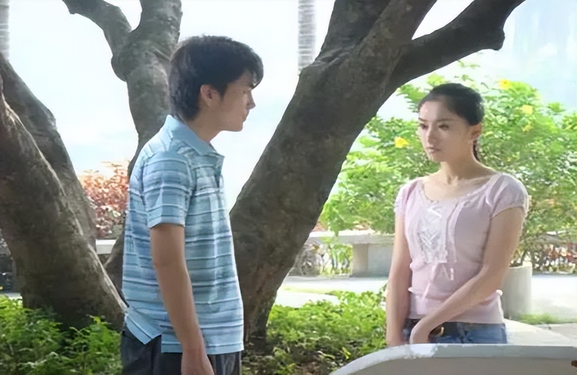 大学单身四年正常吗（我单身）