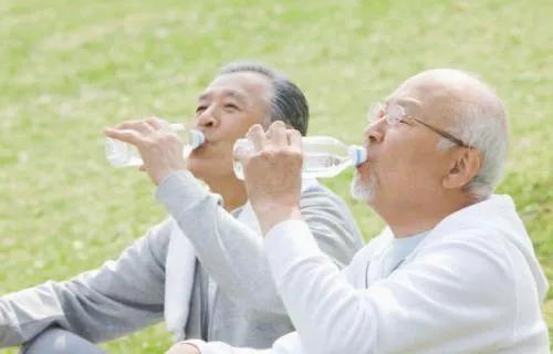 夏季要防心脑血管病