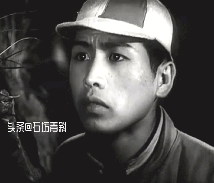 身体硬朗的张良：15岁当兵18岁入党，22岁辞演董存瑞没批准