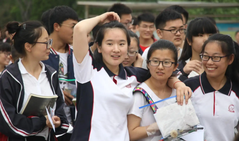 国内双非高校排行榜已更新，深大无缘榜首，南工叫人眼前一亮