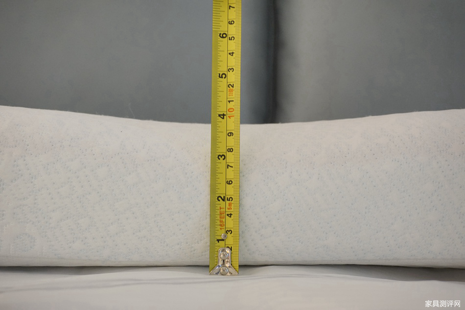 芝华仕AI智眠枕测评：完成度高 实用性强 一款好用的智能产品