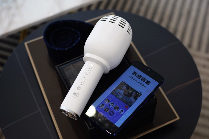 国潮元素 唱吧小唱K歌宝C12