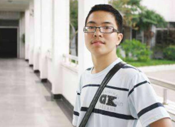 高考满分作文，全文755字有数十个生僻字，阅卷组长写了四页注释