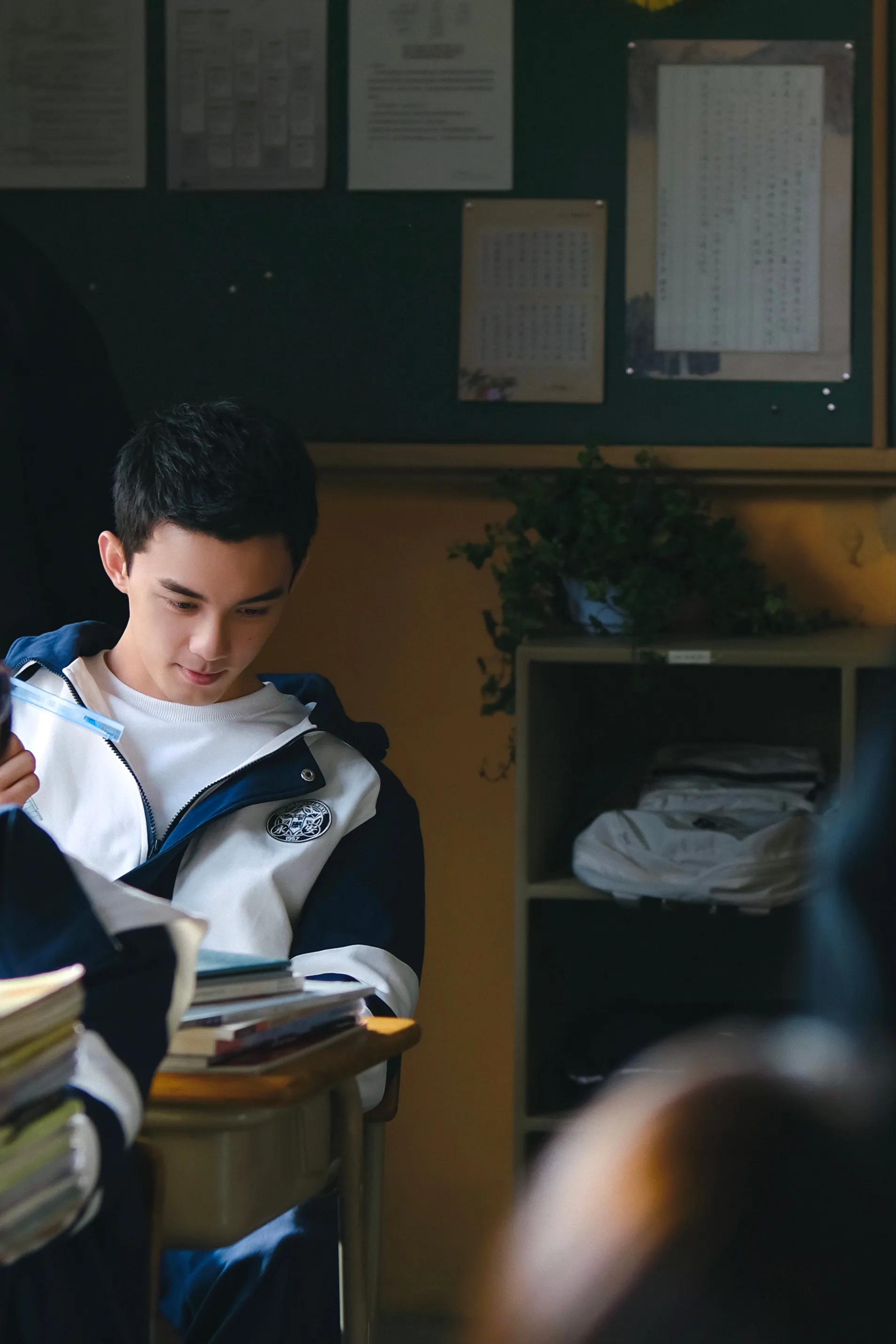 吴磊 | 少年和盛夏