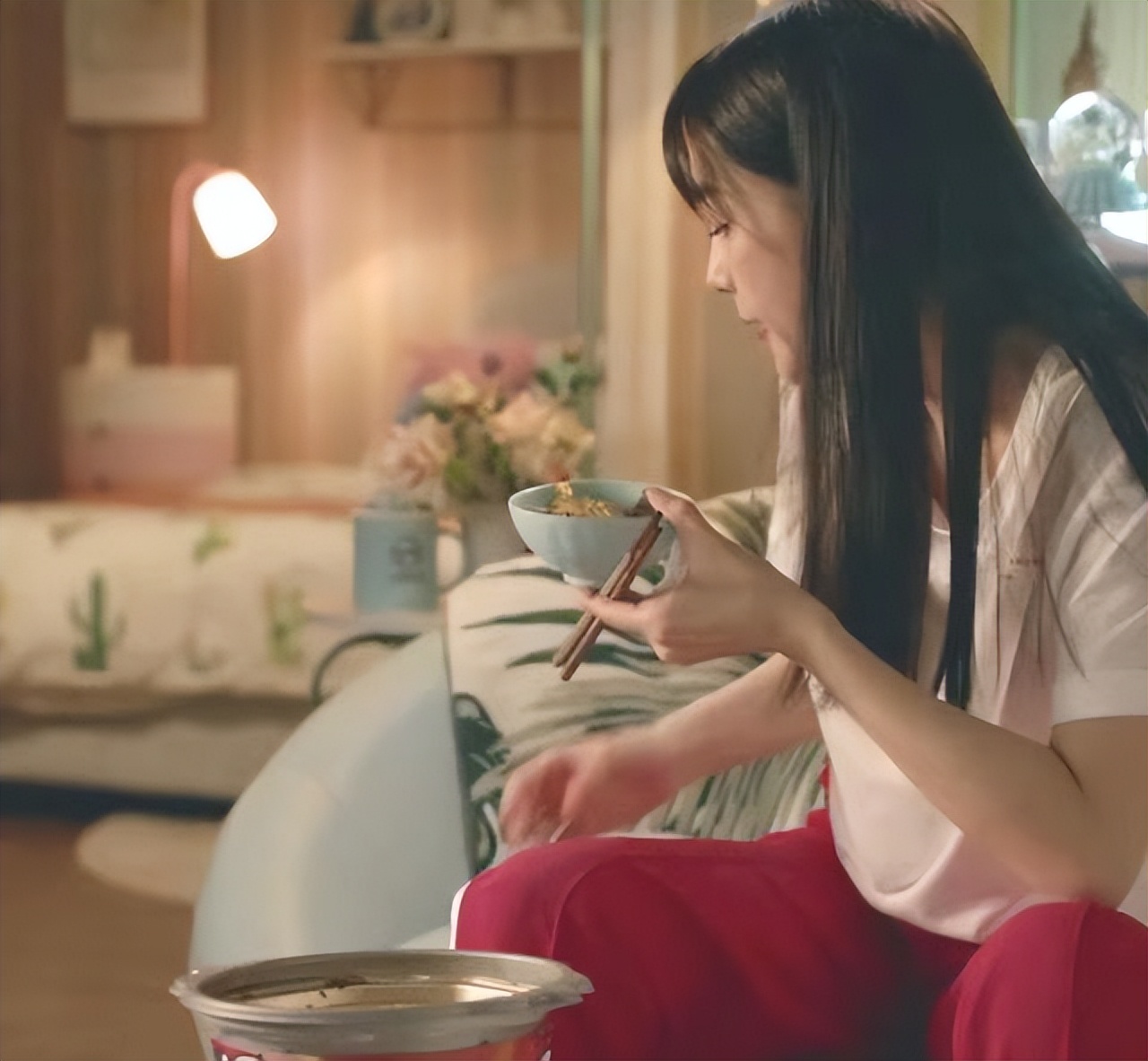 求求编剧下乡吧！国产剧里的“穷人”，为什么一个比一个有钱？