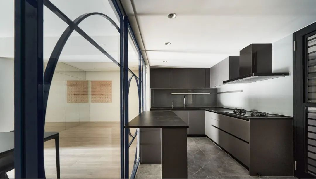 这5个北欧风，开放式厨房、玻璃拉门...不只实用还好看到哭