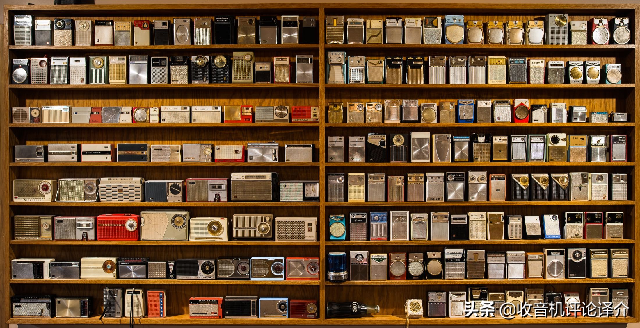 他是如何结缘收音机？又是如何收藏200多台收音机的？