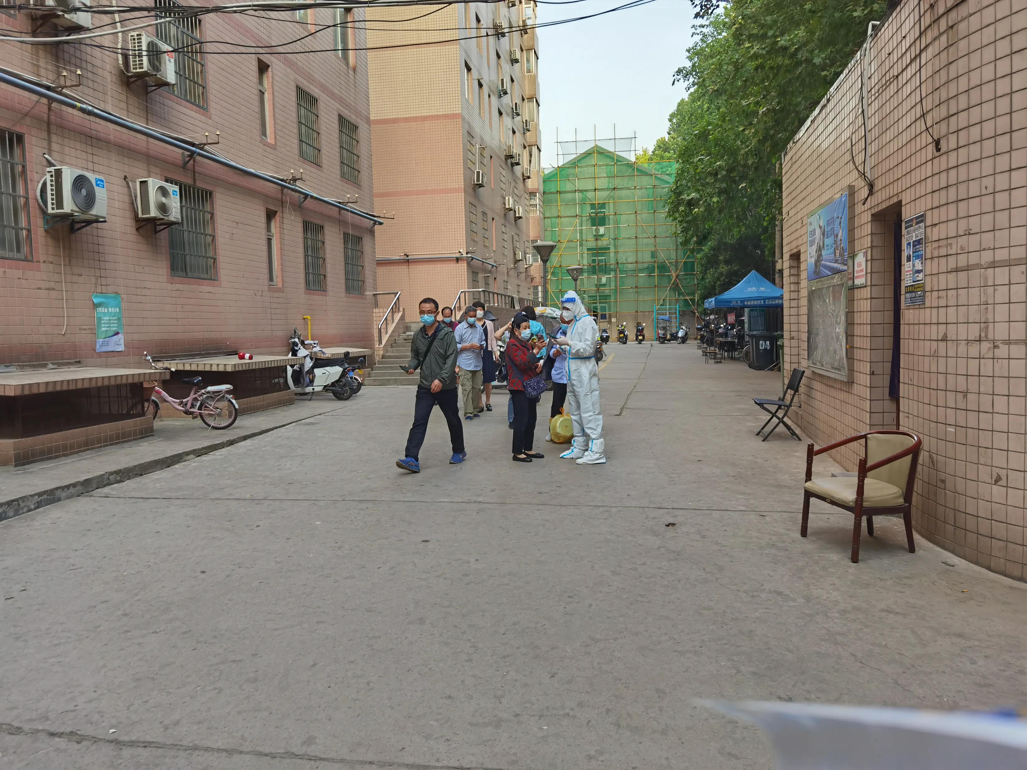 「共同抗疫 我们在行动（五）」志愿者奔赴抗疫一线